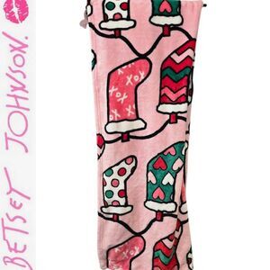 Betsey Johnson XOX Stockings Ultra Soft Plush Throw Blanket